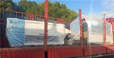 百強洗滌設備發往福建廈門和安徽滁州